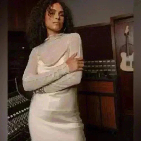 HONOR THE GIFT  Cream Asymmetric Slipdress Size‎ Large - Picture 3 of 4